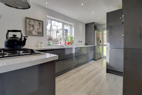 4 bedroom detached house for sale, Campbells Ride, High Wycombe HP15