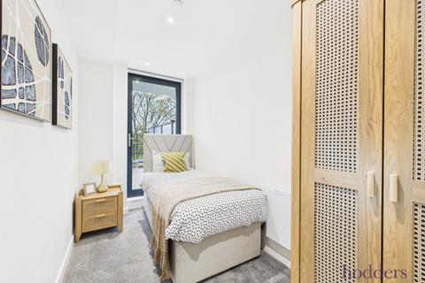 2 bedroom apartment to rent, London Road, Staines-Upon-thames, Surrey, TW18