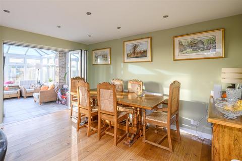 5 bedroom detached house for sale, Beagle Croft, Stamford Bridge, York YO41 1BD