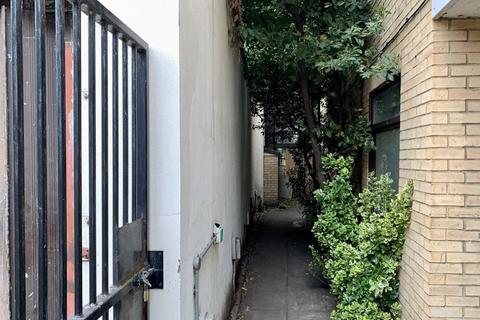 1 bedroom apartment to rent, Laugan Walk, London SE17