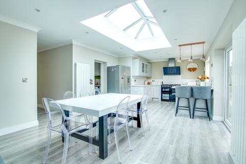 4 bedroom detached bungalow for sale, Smugglers Lane North, Highcliffe, Christchurch, BH23