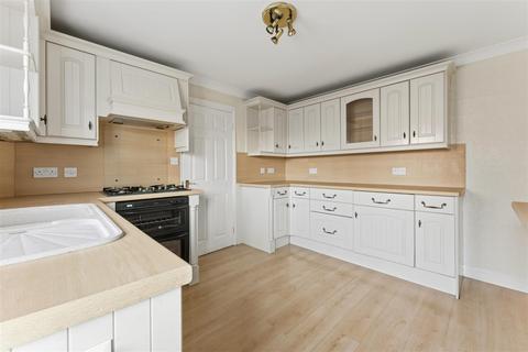 3 bedroom semi-detached house for sale, Lathkill Street, Market Harborough