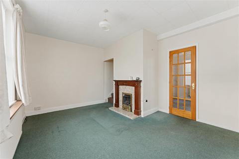 3 bedroom semi-detached house for sale, Lathkill Street, Market Harborough