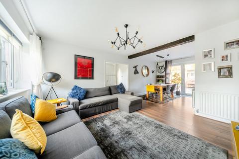 2 bedroom maisonette to rent, Simpson Road, Richmond, TW10