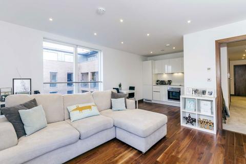 2 bedroom flat to rent, Maygrove Road, London NW6