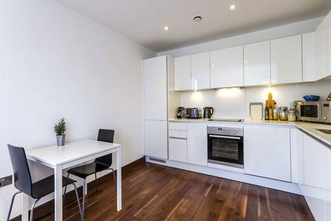 2 bedroom flat to rent, Maygrove Road, London NW6