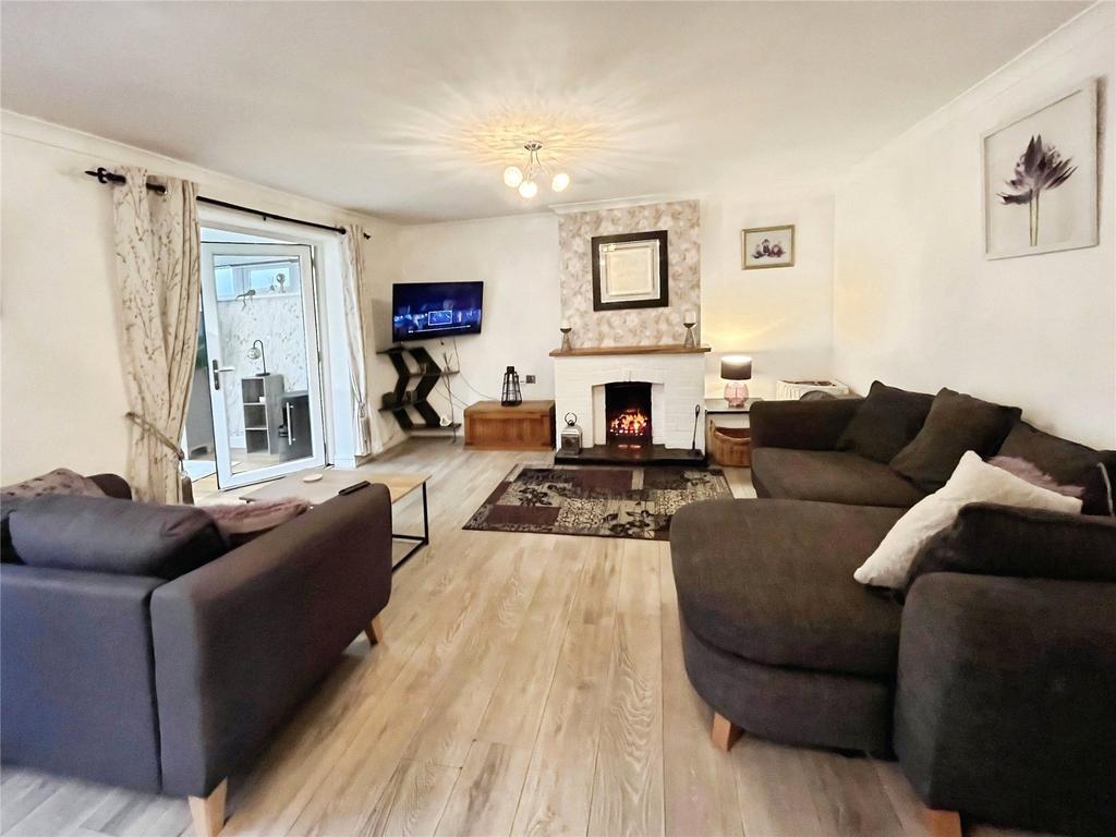 Living/Dining Room