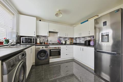 3 bedroom semi-detached house for sale, Tennison Walk, Hessle, HU13 0FL