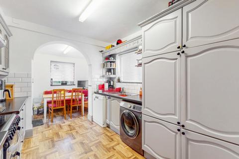3 bedroom detached house for sale, Cuckoo Hill Road, Greater London HA5