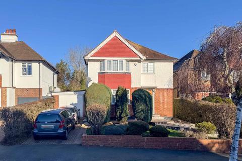 3 bedroom detached house for sale, Cuckoo Hill Road, Greater London HA5
