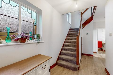 3 bedroom semi-detached house for sale, The Avenue, Middlesex HA5