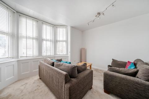 2 bedroom flat for sale, Kings Hall Road, Beckenham, Kent, BR3