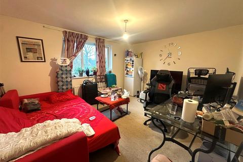 1 bedroom flat to rent, Essex Road, Watford WD17