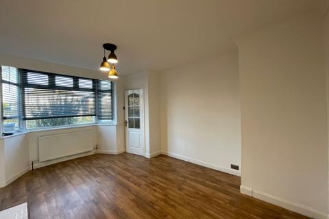 3 bedroom semi-detached house to rent, Dyas Road, Birmingham B44