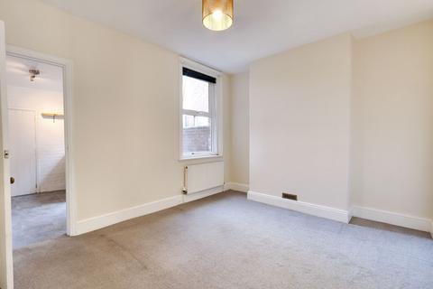 3 bedroom terraced house to rent, Powderham Road, Exeter, EX2