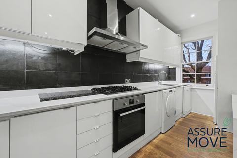 2 bedroom flat to rent, North Road, London, N6
