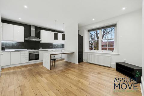 2 bedroom flat to rent, North Road, London, N6