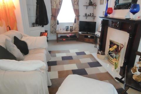 3 bedroom semi-detached house for sale, 33 The Ravine