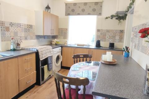 3 bedroom semi-detached house for sale, 33 The Ravine