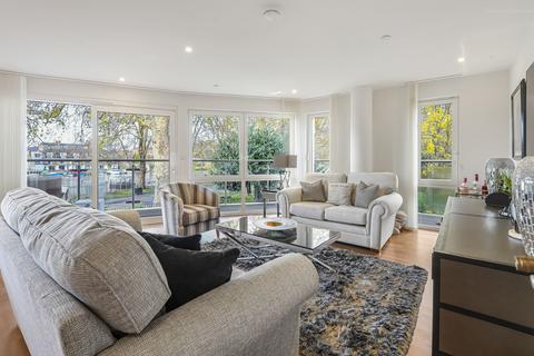 2 bedroom apartment for sale, Henry Macaulay Avenue, Kingston Upon Thames KT2