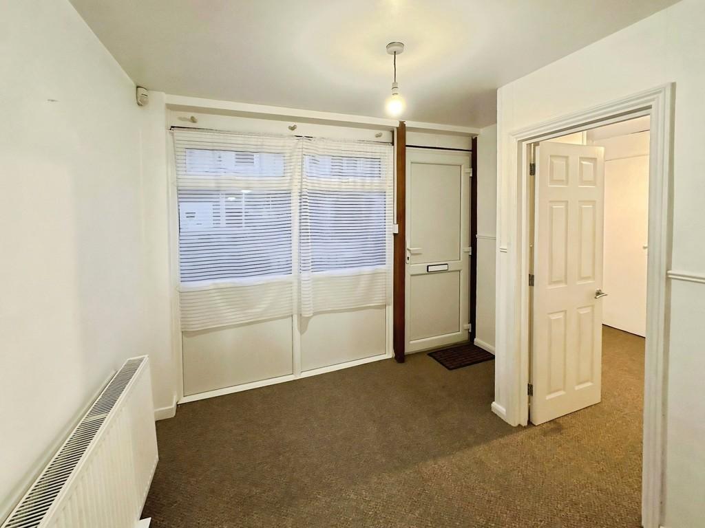 08a15794-Entrance