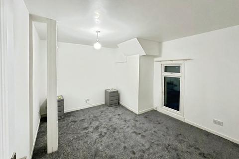 2 bedroom apartment to rent, Northdown Road, Kent CT9