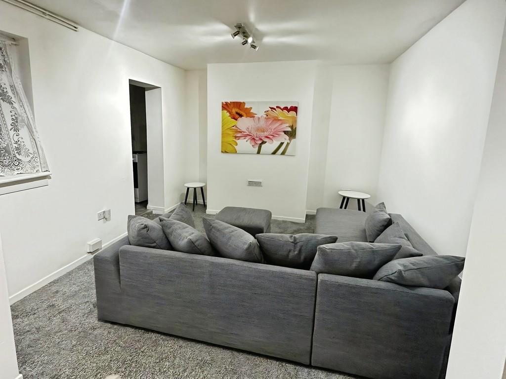 1b3ce0f1-Living 20 Room