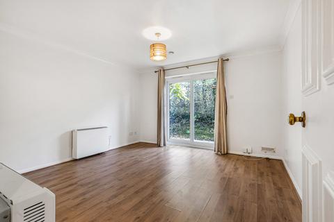 undefined, Birchend Close , South Croydon
