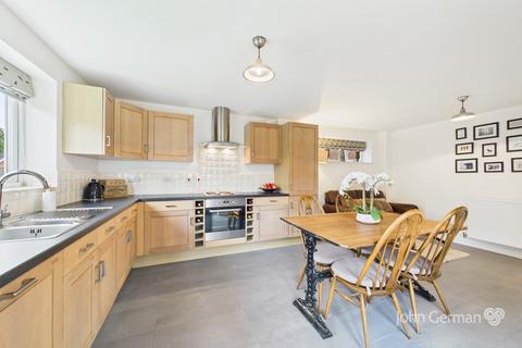 4 bedroom detached house for sale, Chain Lane, Littleover