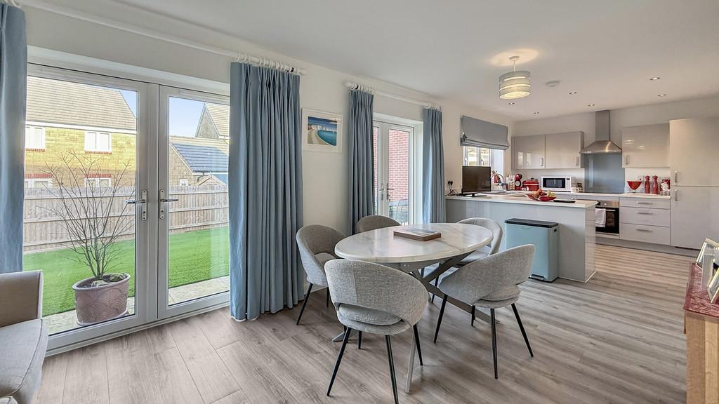 Kitchen/Family Room