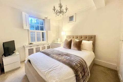 undefined, Birdhurst Road , South Croydon