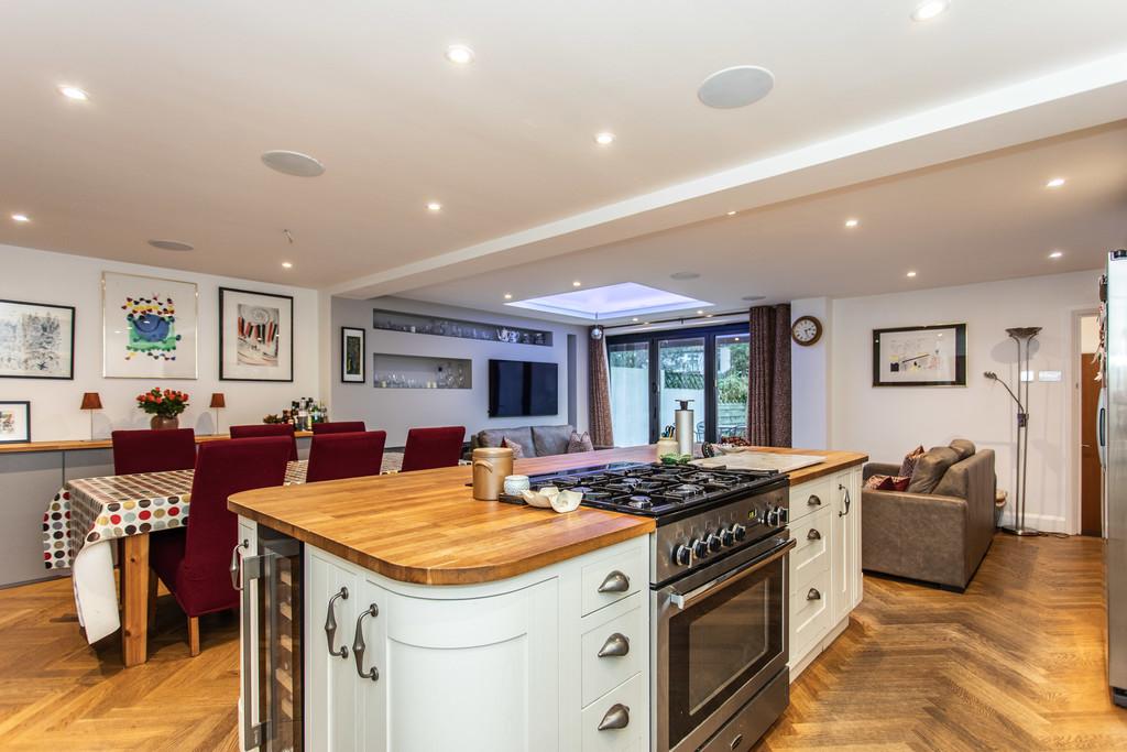 70 Braemore Road20