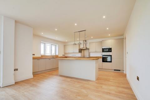 5 bedroom detached house for sale, Benwick Road, Doddington