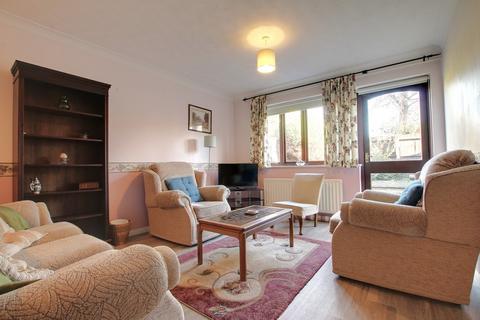 2 bedroom terraced bungalow for sale, Marritt Close, Chatteris