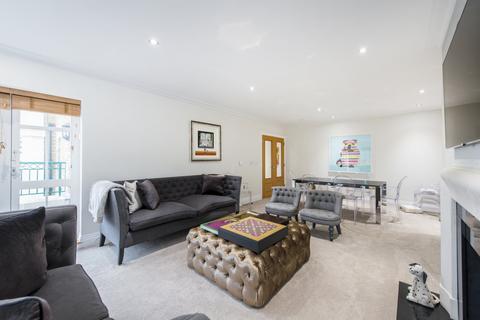 3 bedroom flat for sale, Mountview Close, Hampstead NW11