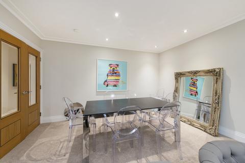 3 bedroom flat for sale, Mountview Close, Hampstead NW11
