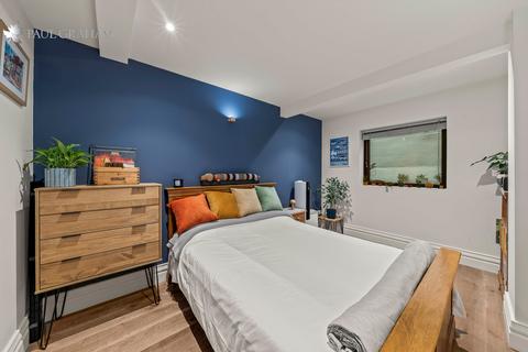 1 bedroom ground floor flat for sale, Woodcote Road, Wallington