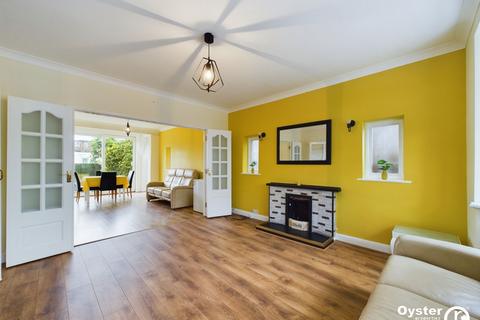 3 bedroom semi-detached house to rent, Summit Way, London, N14