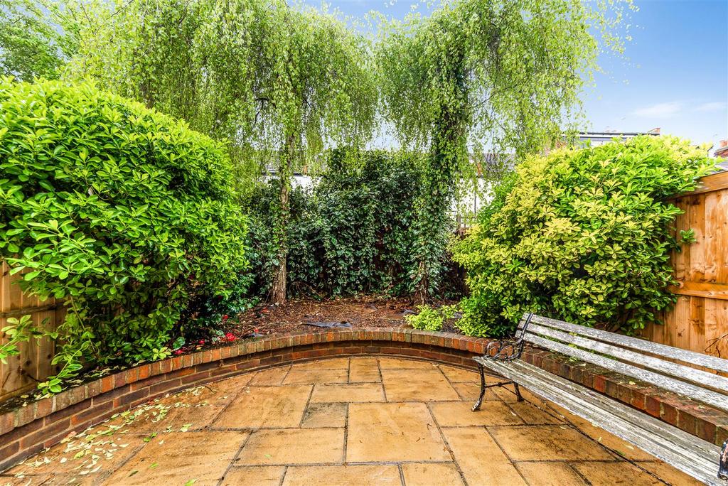 West Facing Garden