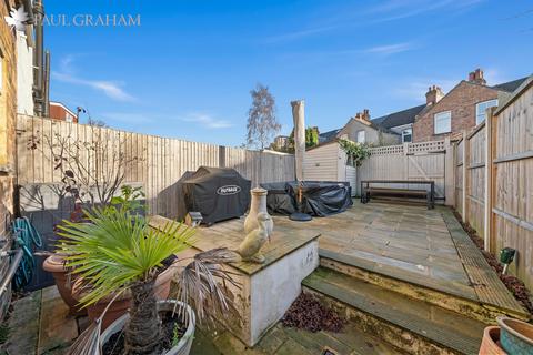 2 bedroom terraced house for sale, Beddington Grove, Wallington