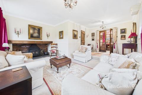 3 bedroom detached house for sale, Quixhill Lane, Prestwood