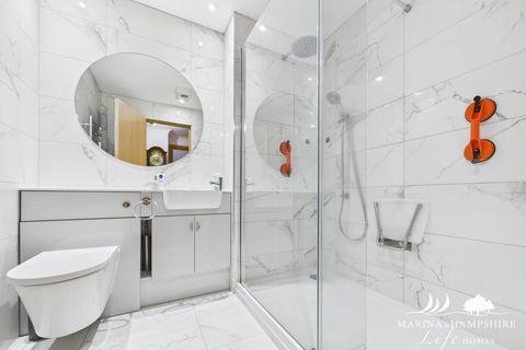 2 bedroom apartment for sale, Lock Approach, Portsmouth PO6