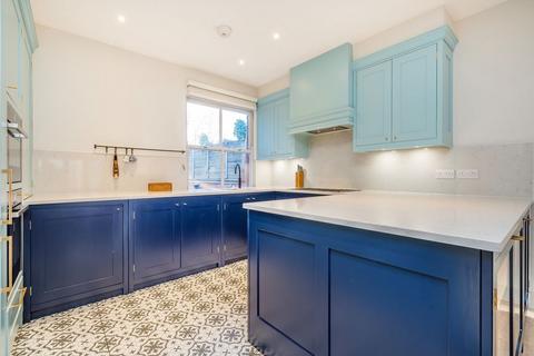 3 bedroom flat for sale, St. Johns Wood Road, London NW8