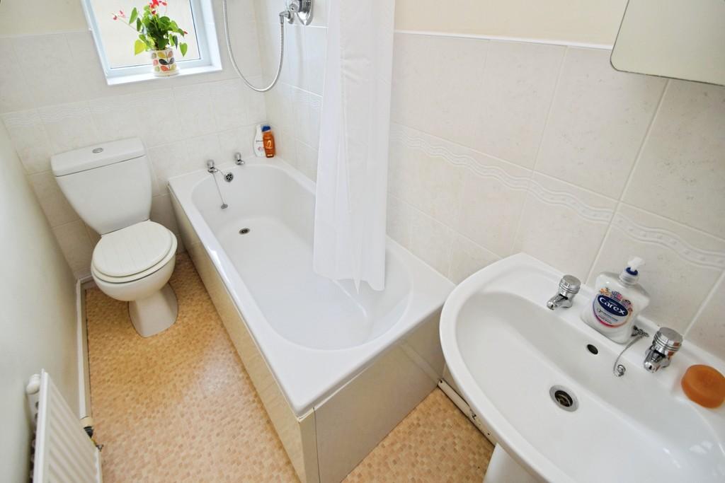 A420099b-Bathroom