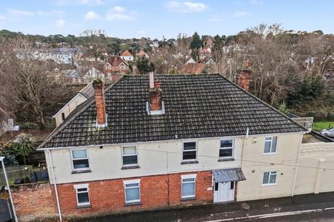 undefined, Lodge Close, Penn Hill