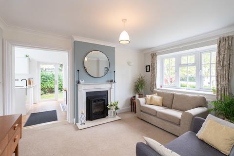 undefined, Links View Avenue, Brockham
