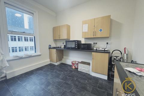 1 bedroom property to rent, Edinburgh Road, Portsmouth