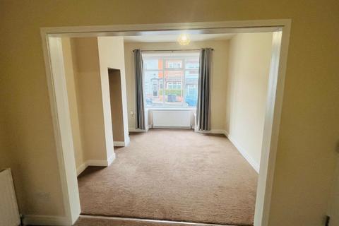 3 bedroom terraced house to rent, Shirley Road, Cotteridge