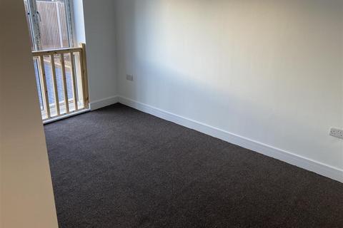 1 bedroom apartment to rent, Heathfield Avenue, Crewe