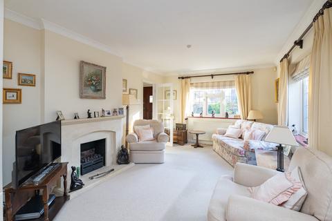 2 bedroom detached house for sale, Bentsbrook Park, North Holmwood